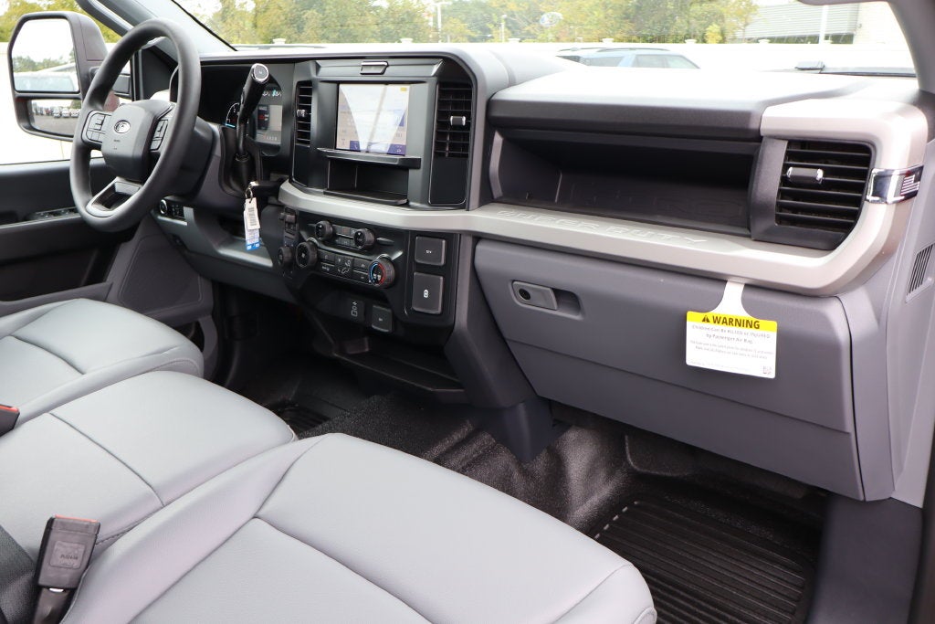 2027 Ford F-550SD XL DRW