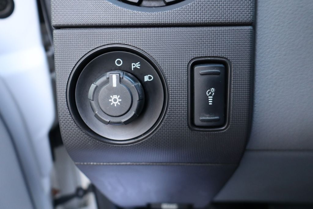 2012 Ford F-450SD XL DRW w/9' Flat Bed