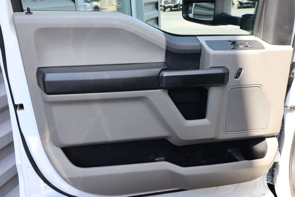 2020 Ford F-450SD XL DRW w/9.5' Moritz Aluminum Flat Bed