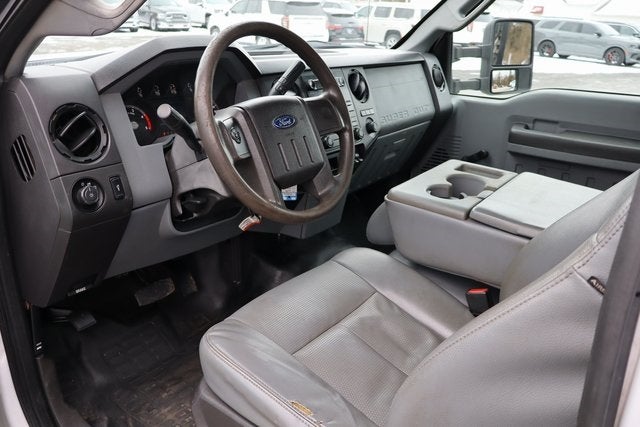 2014 Ford F-450SD XL DRW w/16.5' Stake Body & Rear Tommy Lift Gate