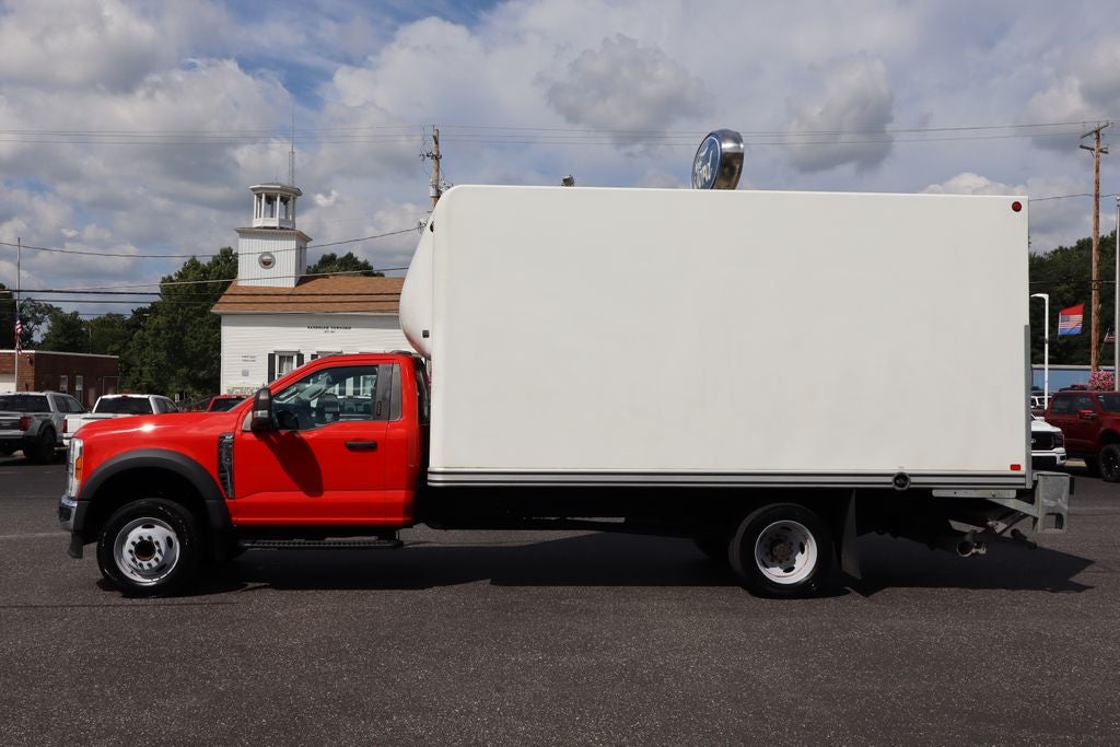 2023 Ford F-550SD XLT DRW w/ 16.5' Unicell Cargo Box