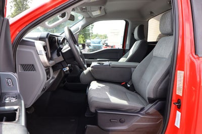 2023 Ford F-550SD XLT DRW w/ 16.5' Unicell Cargo Box