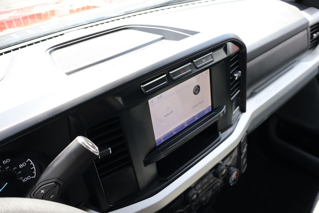 2023 Ford F-550SD XLT DRW w/ 16.5' Unicell Cargo Box