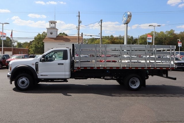 2025 Ford F-550SD XL DRW w/16' Morgan ProStake Stake Body