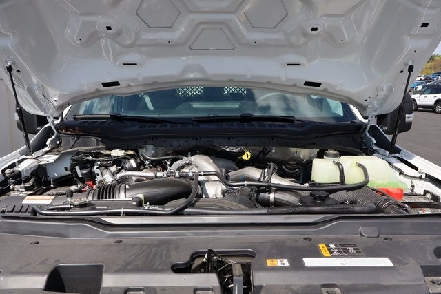 2025 Ford F-550SD XL DRW w/16' Morgan ProStake Stake Body