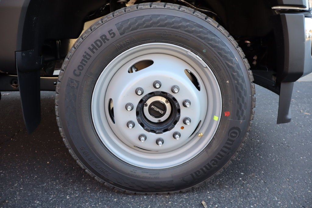 2027 Ford F-550SD XL DRW