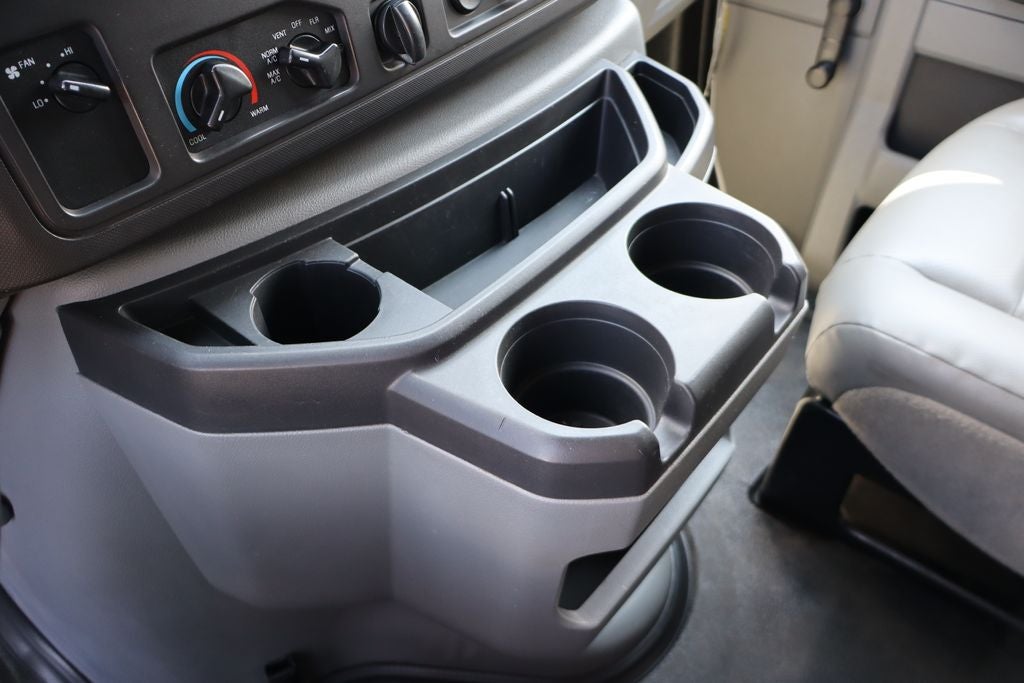 2018 Ford E-350SD Cutaway DRW w/19' Rockport Cargo Box