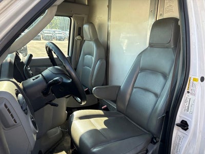 2018 Ford E-350SD Cutaway DRW w/Cargo Box