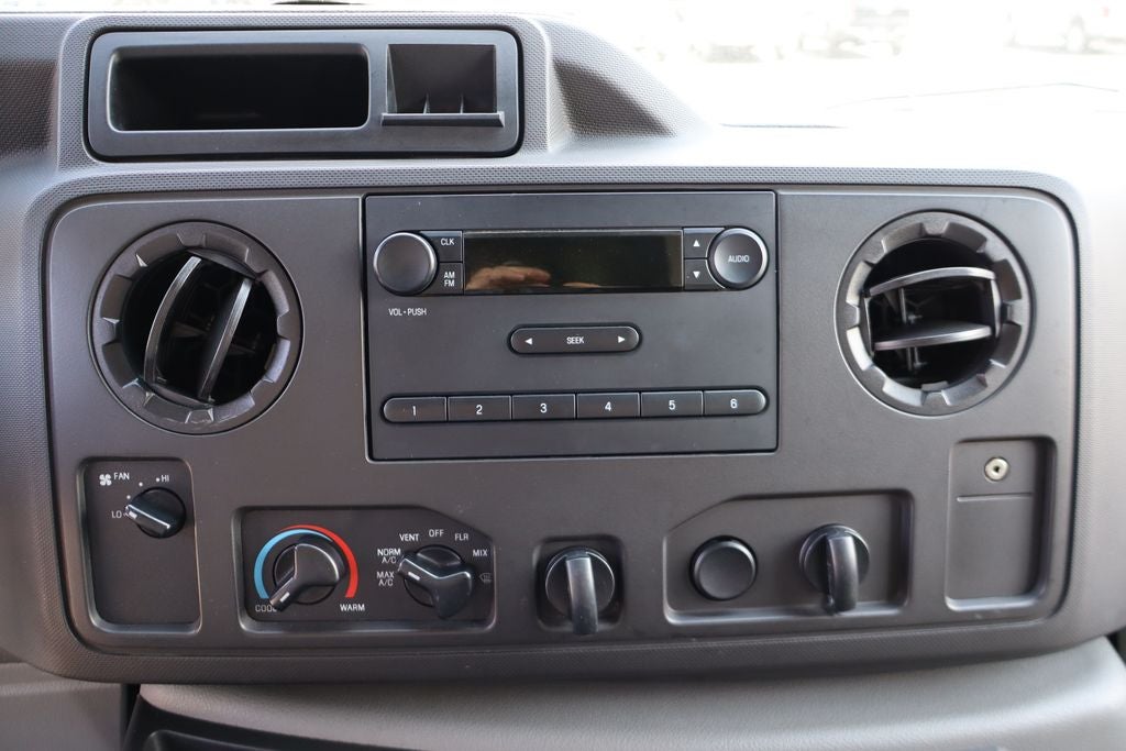 2018 Ford E-350SD Cutaway DRW w/19' Rockport Cargo Box