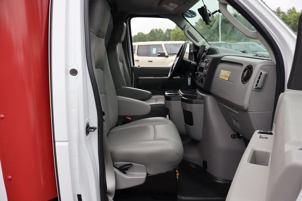 2024 Ford E-350SD Cutaway w/13' Supreme Refrigerator/Freezer Cargo Box