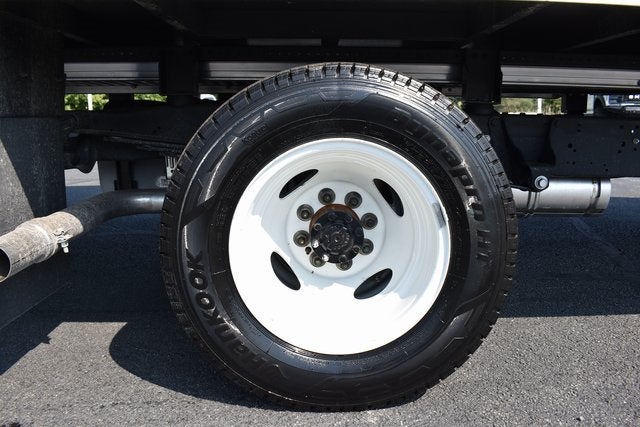 2025 Ford E-350SD Cutaway DRW w/12' Supreme Cargo Body