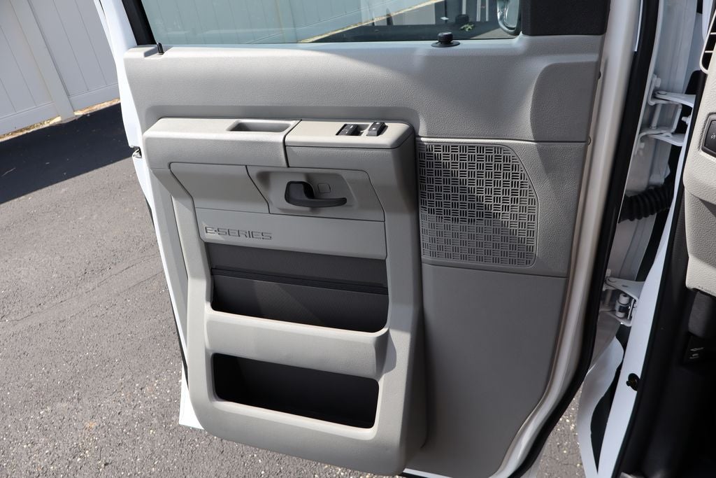 2026 Ford E-350SD Cutaway w/11' EBY Advance Service Body