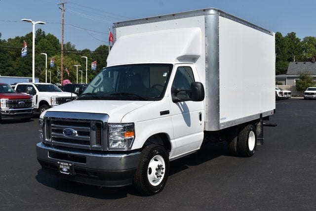 2025 Ford E-350SD Cutaway DRW w/12' Supreme Cargo Body