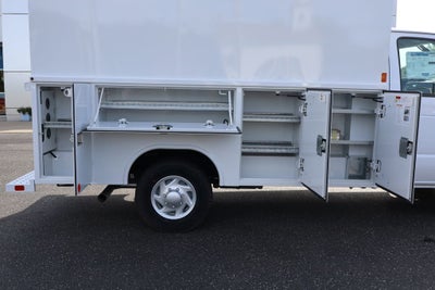 2026 Ford E-350SD Cutaway w/7' Reading Aluminum Classic Service Body