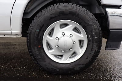 2026 Ford E-350SD Cutaway w/6.25' Reading Enclosed Service Body