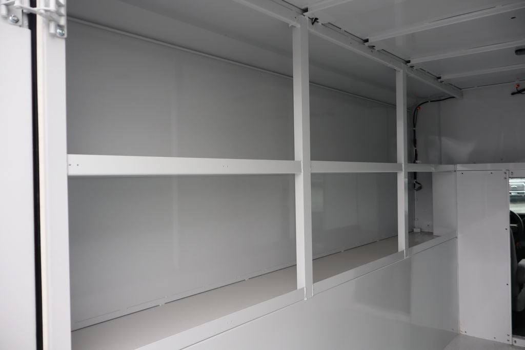 2026 Ford E-350SD Cutaway w/6.25' Reading Enclosed Service Body