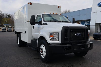2027 Ford F-750SD DRW w/14' PTO Arbortech Chip Box
