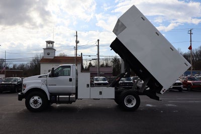 2027 Ford F-750SD DRW w/14' PTO Arbortech Chip Box