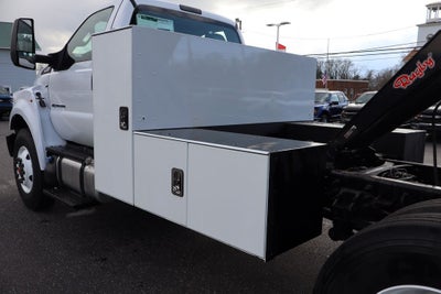 2027 Ford F-750SD DRW w/14' PTO Arbortech Chip Box