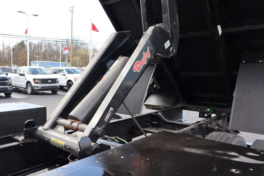 2027 Ford F-750SD DRW w/14' PTO Arbortech Chip Box