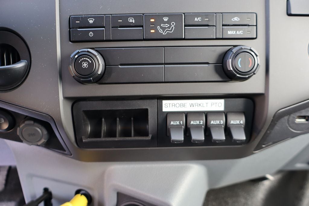 2027 Ford F-750SD DRW w/14' PTO Arbortech Chip Box