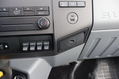 2027 Ford F-750SD DRW Chassis