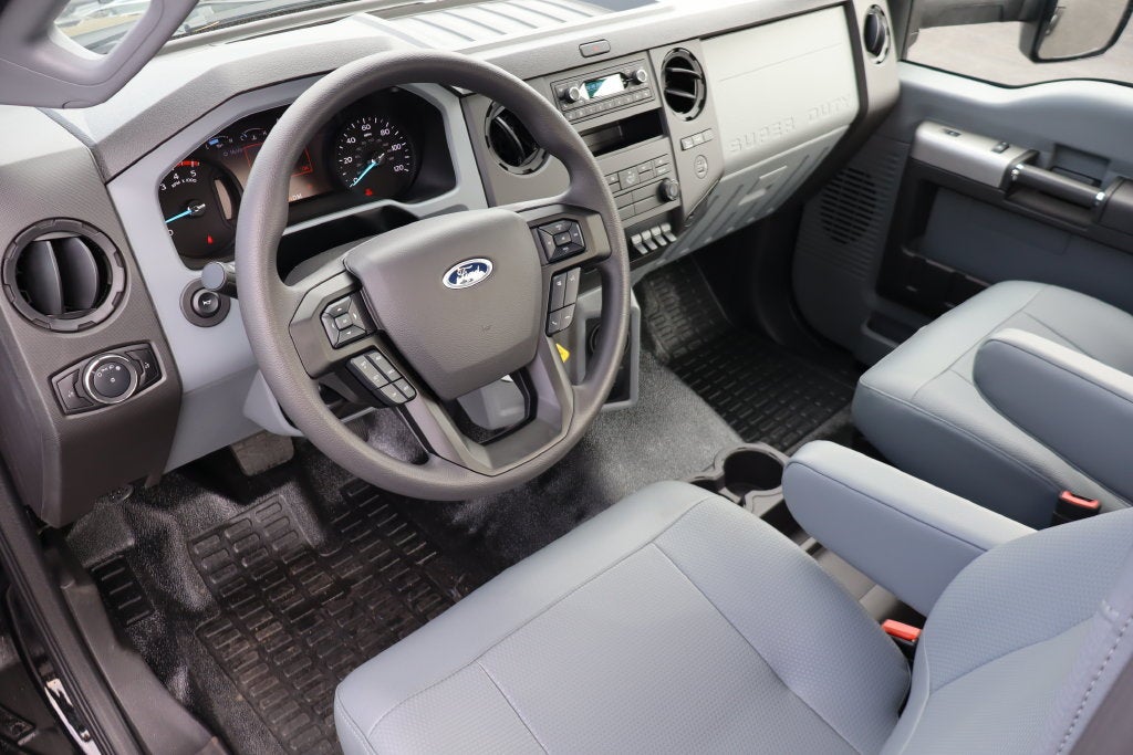 2027 Ford F-750SD DRW Chassis