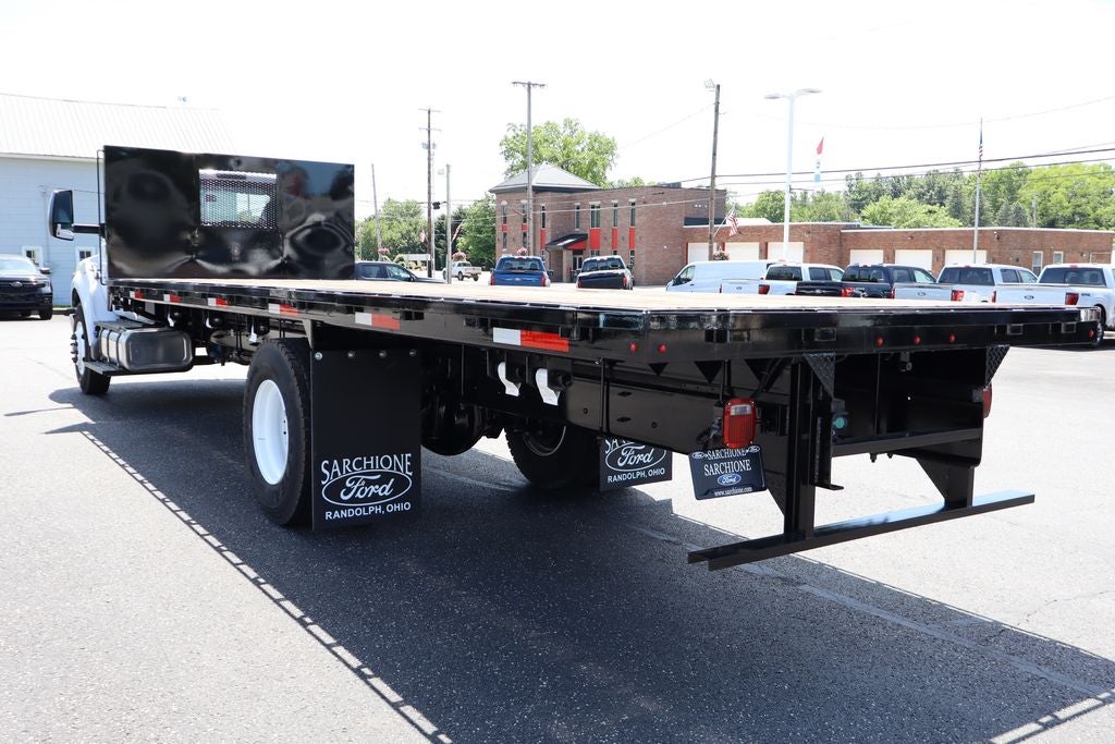 2026 Ford F-750SD DRW w/26' Cross Platform Body
