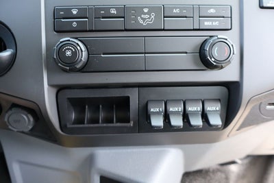 2026 Ford F-750SD DRW w/26' Cross Platform Body