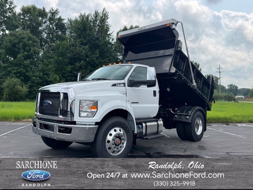2027 Ford F-750SD Base DRW