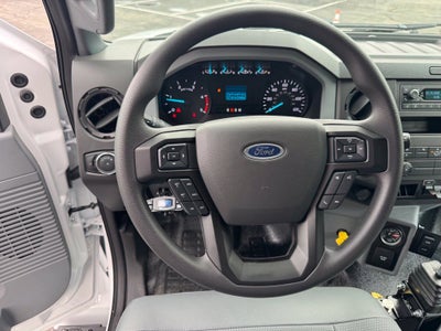 2027 Ford F-750SD Base DRW