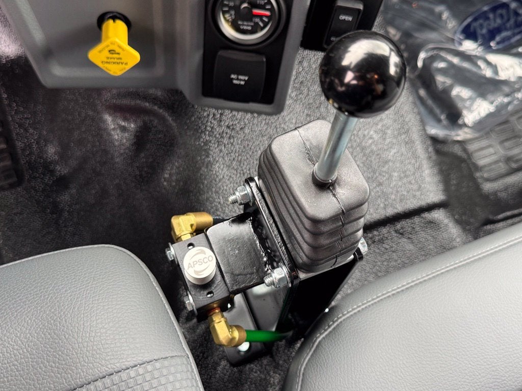 2027 Ford F-750SD Base DRW