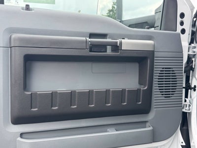 2027 Ford F-750SD Base DRW