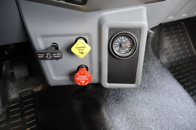 2027 Ford F-750SD Chassis DRW