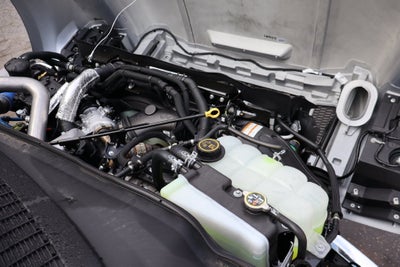 2027 Ford F-750SD Chassis DRW