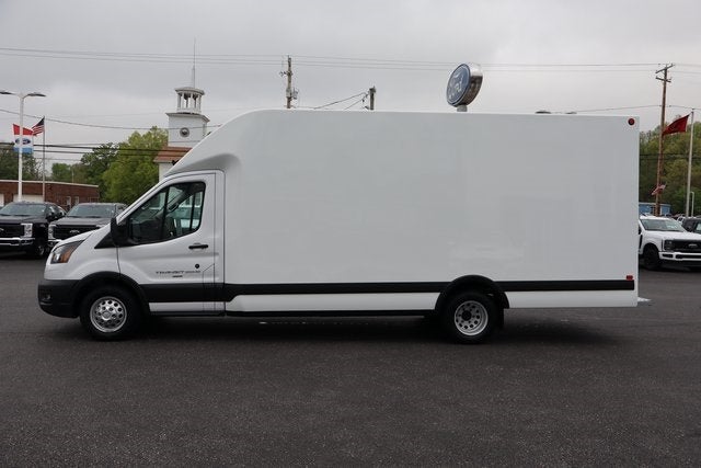 2025 Ford Transit-350 HD LR DRW Cutaway w/17' Aero Cell Cargo Body