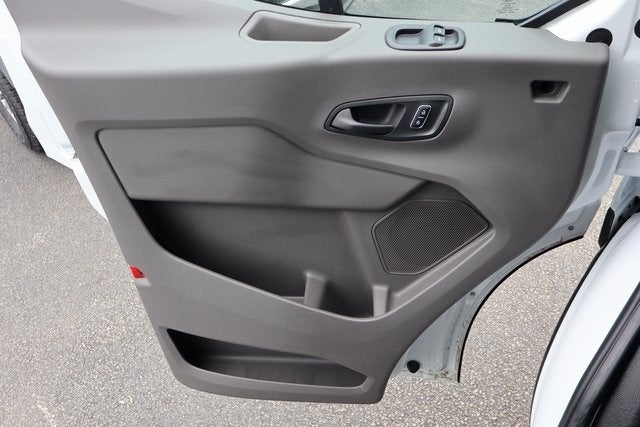 2025 Ford Transit-350 HD LR DRW Cutaway w/17' Aero Cell Cargo Body