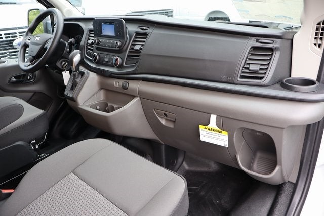 2025 Ford Transit-350 HD LR DRW Cutaway w/17' Aero Cell Cargo Body