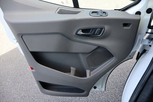 2025 Ford Transit-350 HD LR w/17' Unicell Aerocell Body