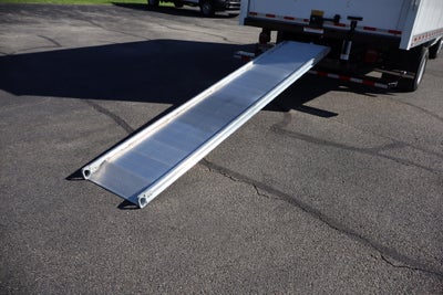 2027 Ford E-450SD Cutaway DRW w/16' Morgan Cargo Box
