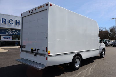 2027 Ford E-450SD Cutaway DRW w/16' Unicell Cargo Box
