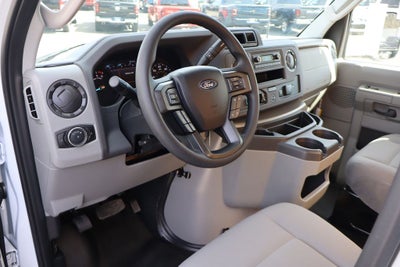 2027 Ford E-450SD Cutaway DRW w/16' Unicell Cargo Box