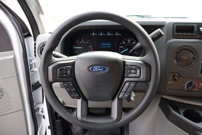 2027 Ford E-450SD Cutaway DRW w/16' Morgan Cargo Box
