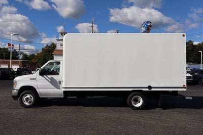 2027 Ford E-450SD Cutaway DRW w/16' Unicell Cargo Box