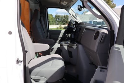 2027 Ford E-450SD Cutaway DRW w/16' Unicell Cargo Box