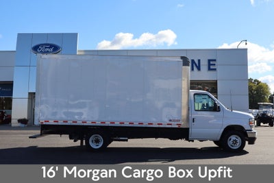 2027 Ford E-450SD Cutaway DRW w/16' Morgan Cargo Box