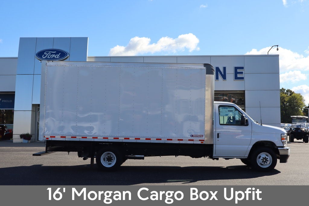 2027 Ford E-450SD Cutaway DRW w/16' Morgan Cargo Box