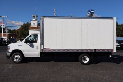 2027 Ford E-450SD Cutaway DRW w/16' Morgan Cargo Box