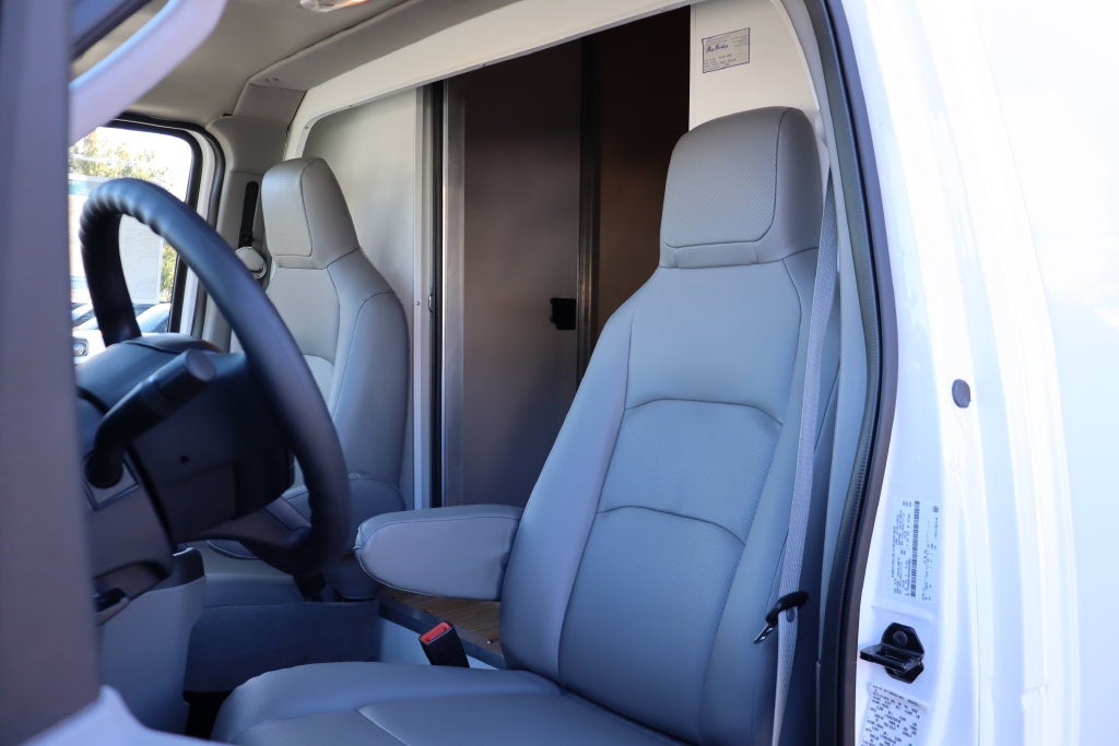 2027 Ford E-450SD Cutaway DRW w/16' Bay Bridge Cargo Box
