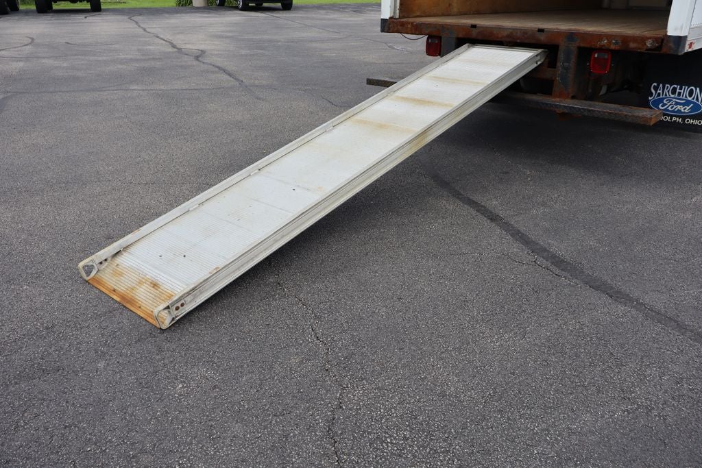 2014 Ford E-450SD Cutaway w/17.5' Morgan Cargo Box